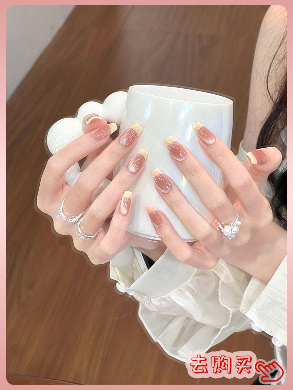 Nail Art: 2026 New Arrival—Luxurious Mid-Length Butterfly Cat-Eye Design, Handcrafted