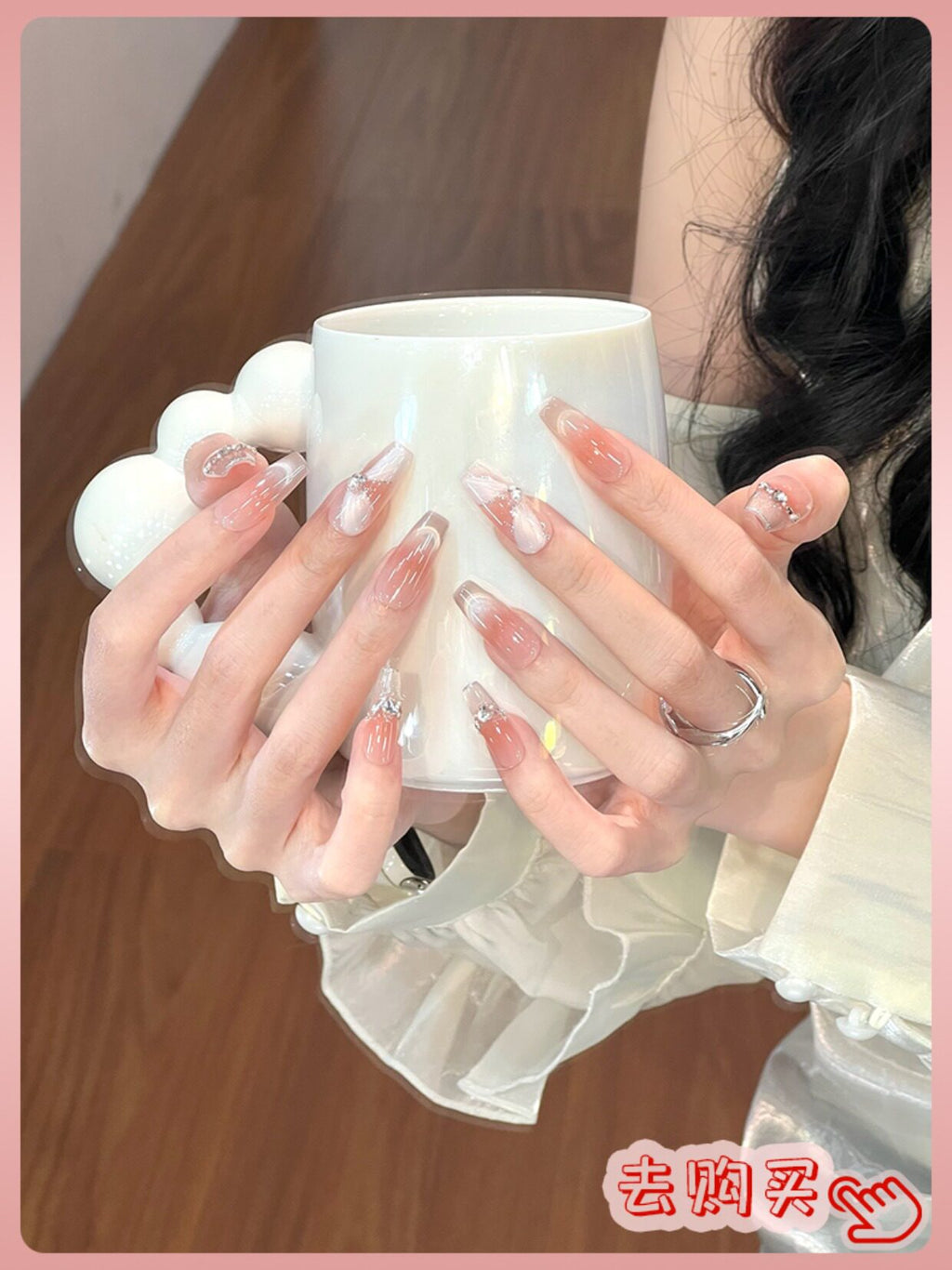 Nail Art: 2026 New Arrival—Luxurious Mid-Length Butterfly Cat-Eye Design, Handcrafted