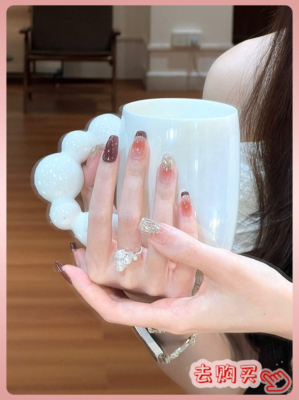 Nail Art: 2026 New Arrival—Luxurious Mid-Length Butterfly Cat-Eye Design, Handcrafted